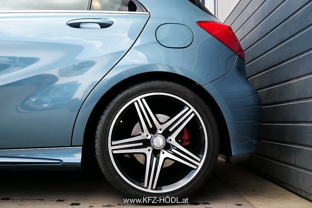 Mercedes-Benz A 250 BlueEfficiency Sport Edition Aut. Image 8