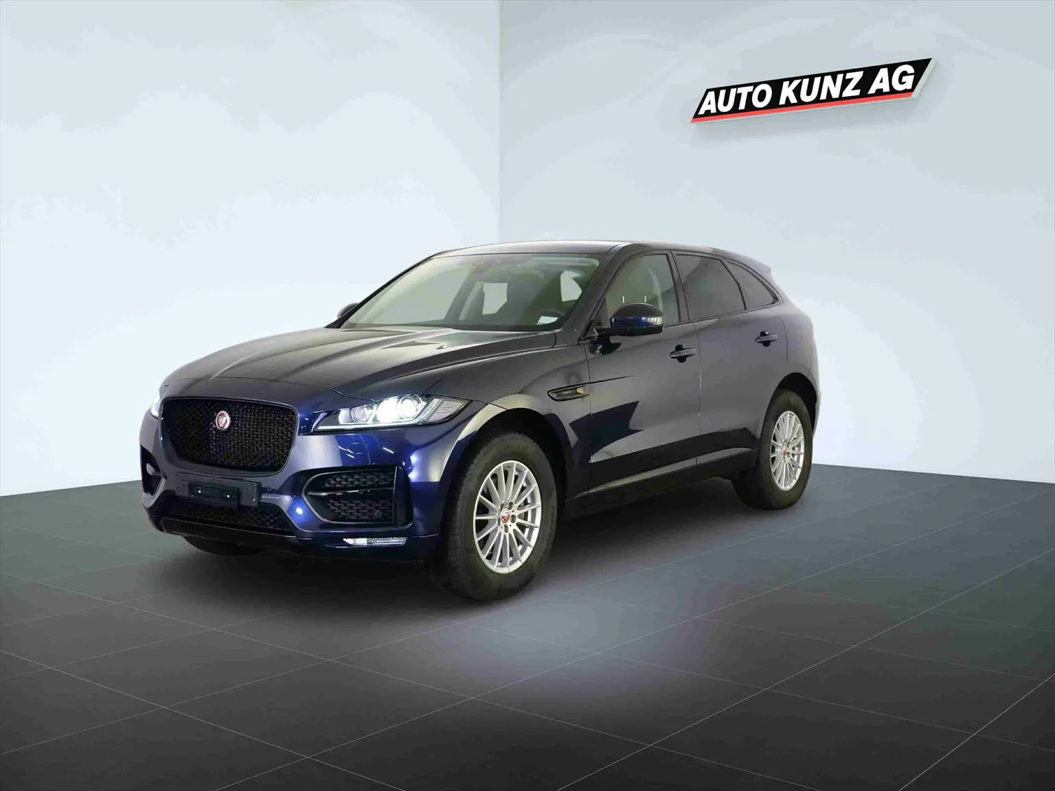 Jaguar F-Pace 25d R-Sport AWD  Image 1