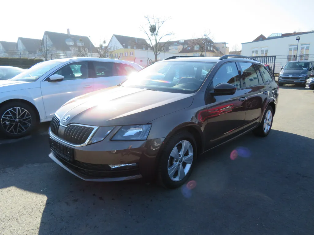 Skoda Octavia COMBI 1.4 TSI DSG AMBITION*NAVI*PDC* Image 3