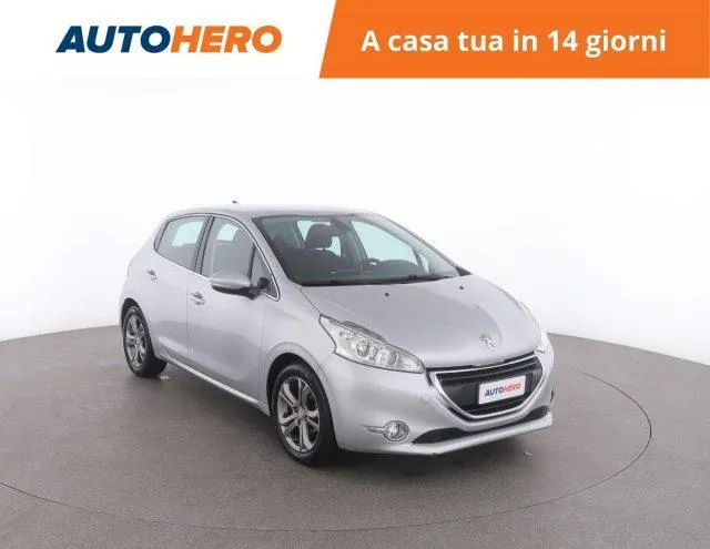 PEUGEOT 208 PureTech 82 5p. Allure Image 6