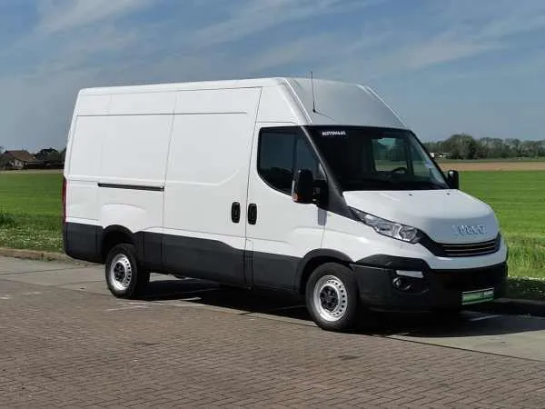 Iveco Daily 35 C 15 Image 4